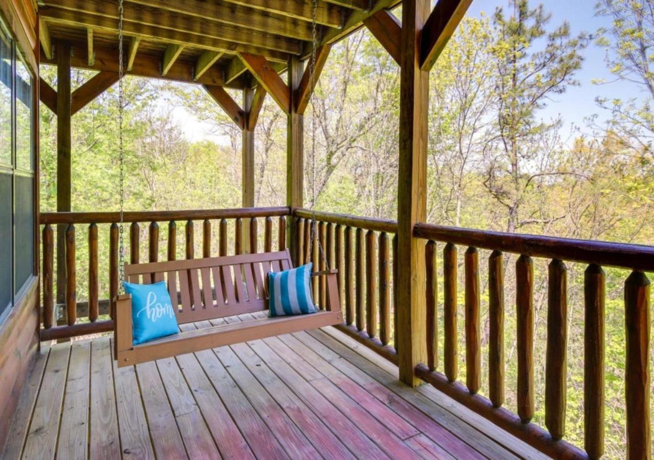 Fabulous Pet-Friendly, Family Cabin With Outdoor Kitchen, Hot Tub, Sauna, Fireplace, Theater Room, Arcade, Pool Table, And Fire Pit Within Minuties Of Dollywood Sevierville Luaran gambar