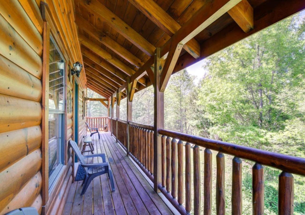 Fabulous Pet-Friendly, Family Cabin With Outdoor Kitchen, Hot Tub, Sauna, Fireplace, Theater Room, Arcade, Pool Table, And Fire Pit Within Minuties Of Dollywood Sevierville Luaran gambar